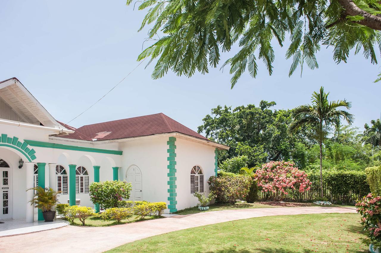 Diamond Villa Guest House Montego Bay Exterior foto