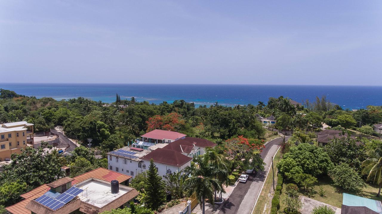 Diamond Villa Guest House Montego Bay Exterior foto