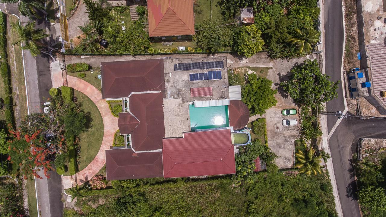 Diamond Villa Guest House Montego Bay Exterior foto