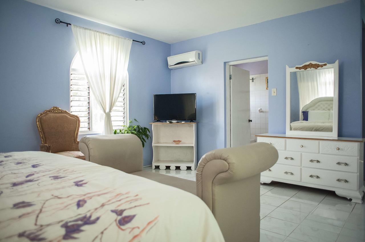 Diamond Villa Guest House Montego Bay Exterior foto